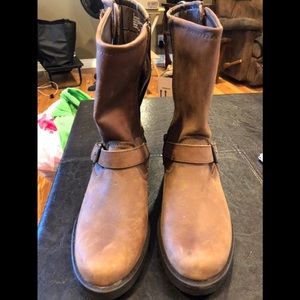 Women's boots